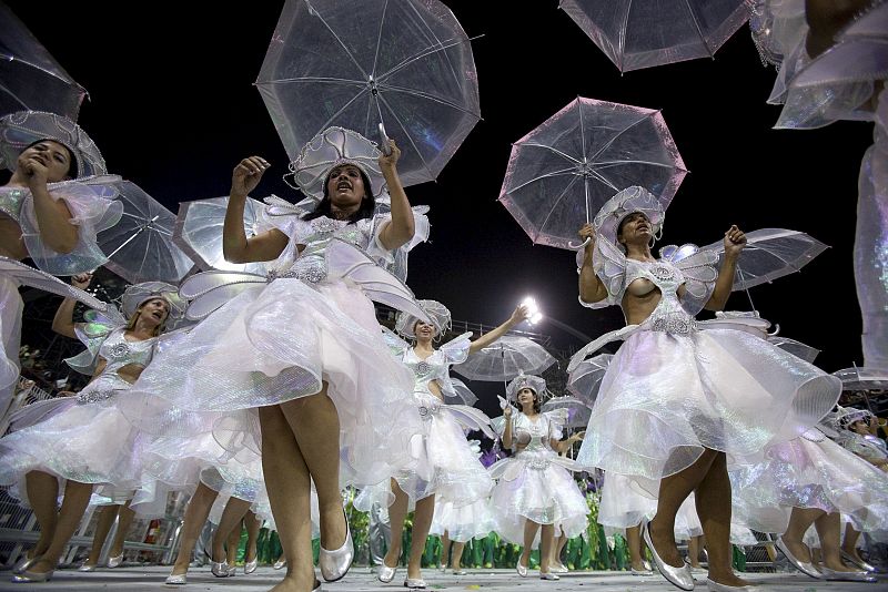 Brasil, a ritmo de Carnaval