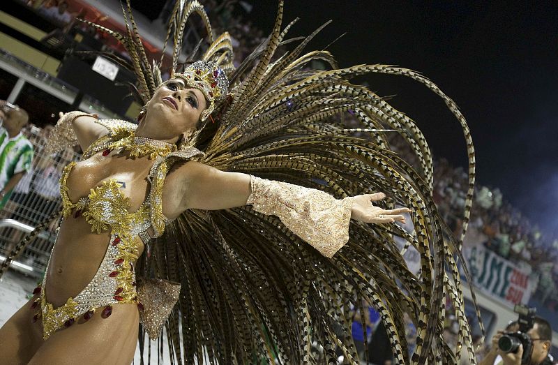 Brasil, a ritmo de Carnaval