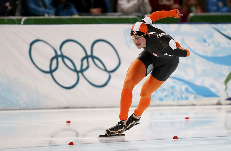 Kramer of the Netherlands competes in the men's 5000 meters speed skating race at the Richmond Olympic Oval during the Vancouver 2010 Winter Olympics