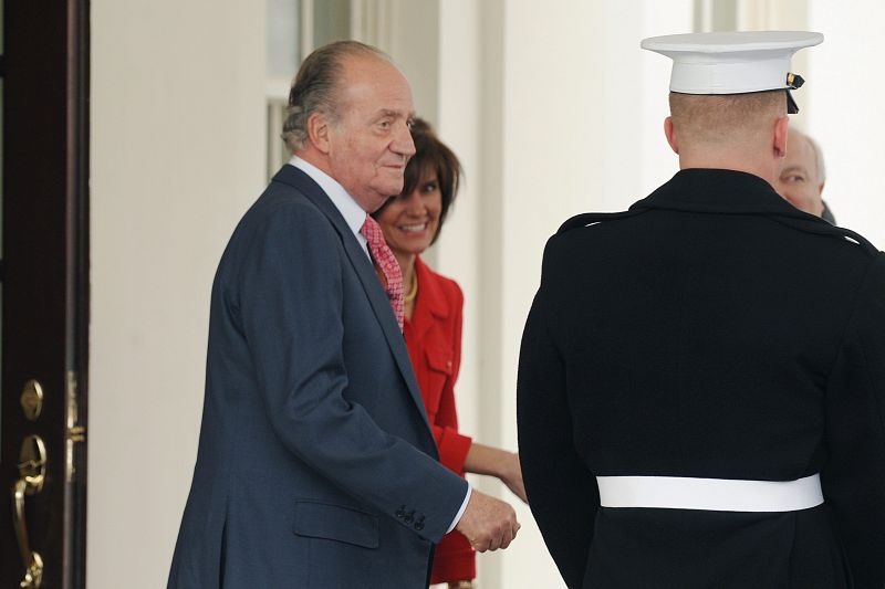 EL REY JUAN CARLOS RECIBIDO EN LA CASA BLANCA