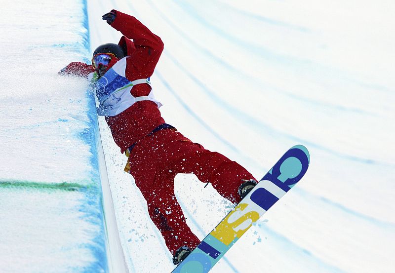 Golpe de la china Shi durante la competición de Halfpipe femenina.