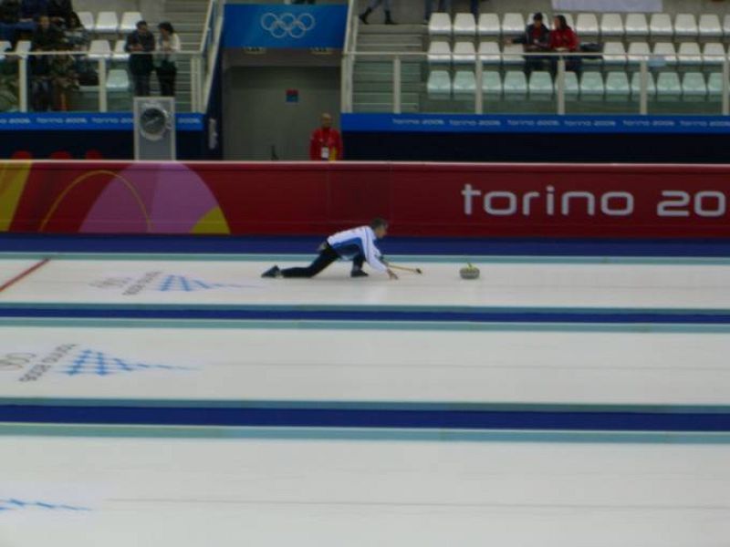  Comúnmente, se juegan varias partidas de manera simultánea.