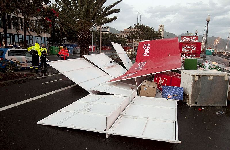 FUERTES VIENTOS EN ISLA DE TENERIFE