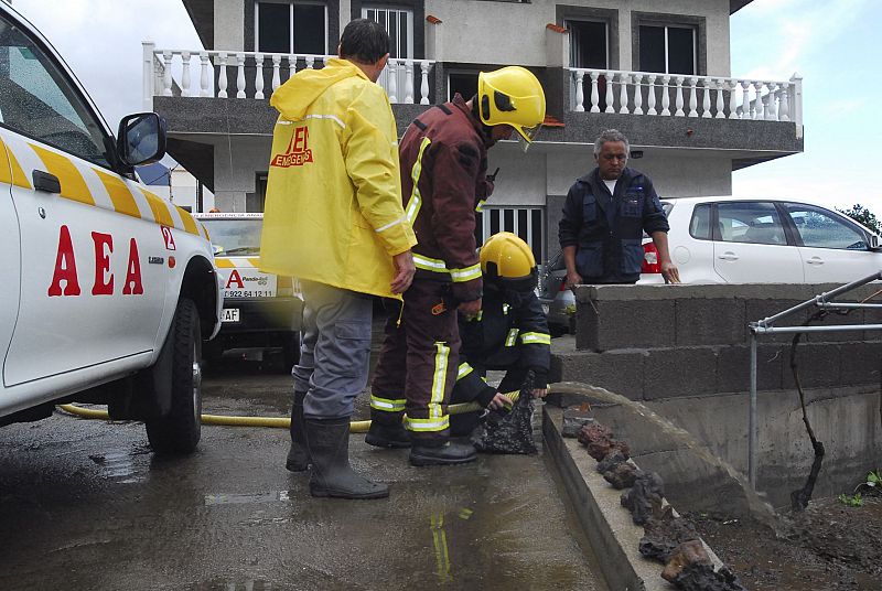 INUNDACIONES EN EL HIERRO