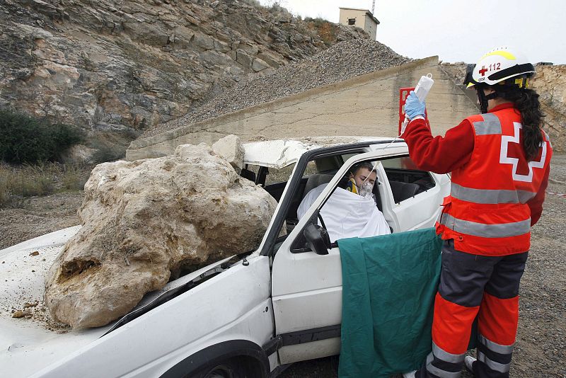 SIMULACRO TERREMOTO MAGNITUD 5.5 ESCALA RICHTER EN SANTOMERA (MURCIA)