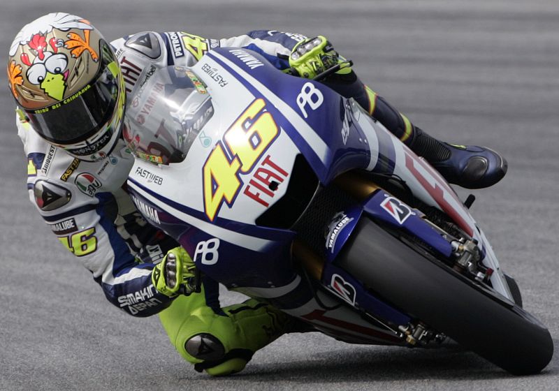 Valentino Rossi ha vuelto a utilizar el mismo casco que usó en la primera tanda de test, en el que aparece representada una gallina.