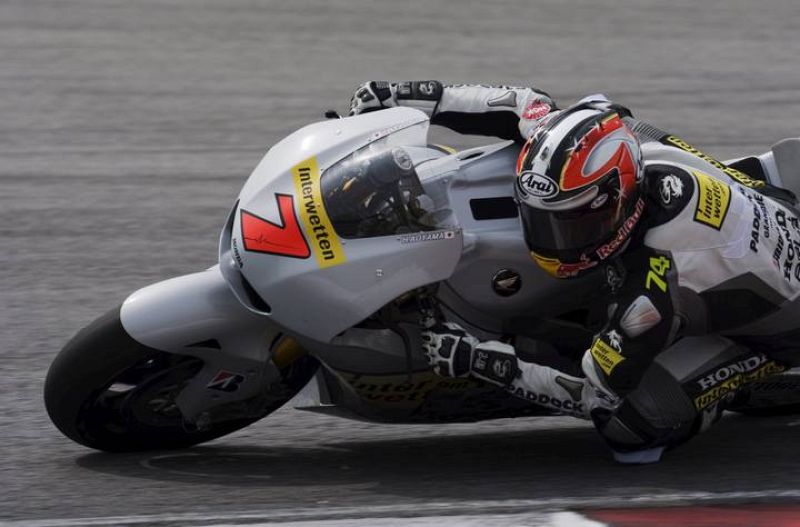 El piloto japonés Hiroshi Aoyama de Interwetten Honda.