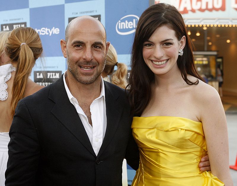 El polifacético Stanley Tucci compartió reparto con Anne Hathaway en "El diablo viste de Prada" en la que demostró sus dotes como actor de comedia.