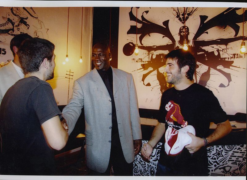 Estopa, junto a Michael Jordan