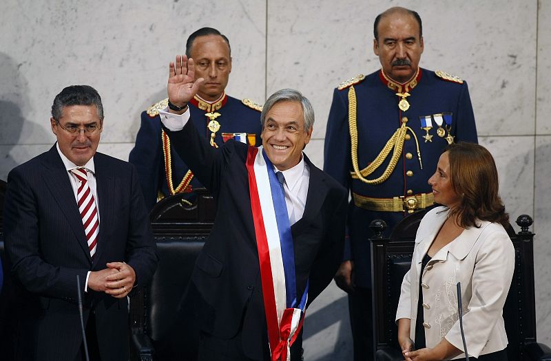 Chile's President Pinera greets the public during his inauguration in Valparaiso