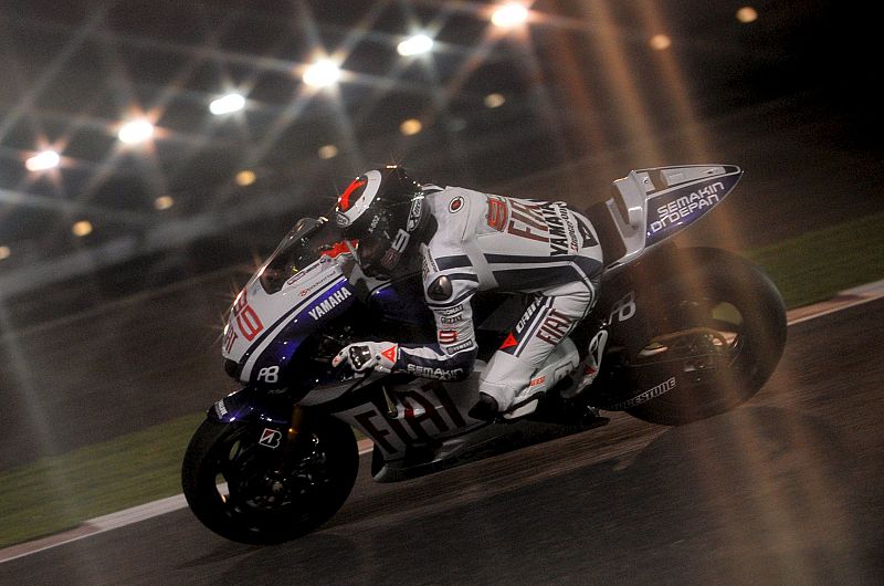 El español Jorge Lorenzo, piloto del equipo Fiat Yamaha en la categoría Moto GP, acabó séptimo.
