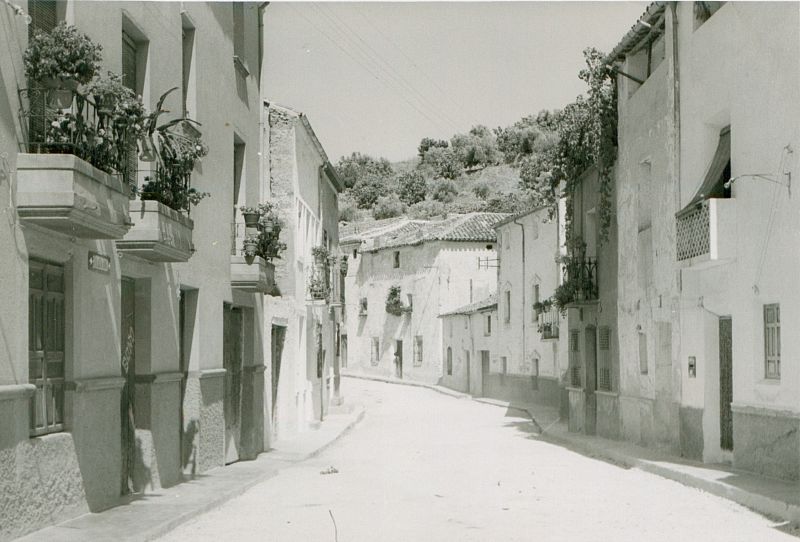 Calle principal de Salobre