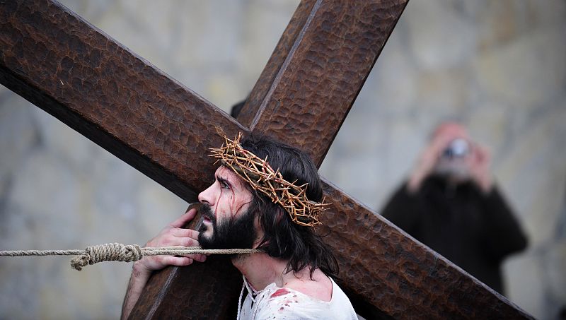 Representación de los momentos previos a la crucifixión de Cristo en Balmaseda (País Vasco).