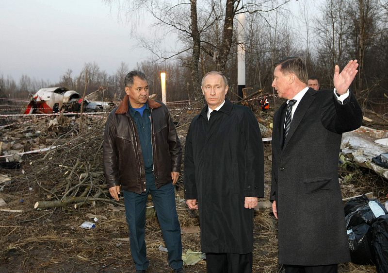 Russia's Prime Minister Putin, Emergencies Minister Shoigu and Deputy Prime Minister Ivanov visit the site of a Polish government Tupolev Tu-154 aircraft crash near Smolensk airport