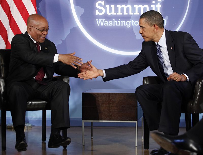 Obama, con el presidente de Sudáfrica, Jacob Zuma, en Washington.