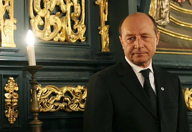 MISA FUNERAL POR EL EL PRESIDENTE POLACO, LECH KACZYNSKI, Y SU ESPOSA MARIA EN LA BASÍLICA DE SANTA MARÍA EN CRACOVIA