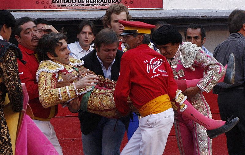 José Tomás, herido muy grave