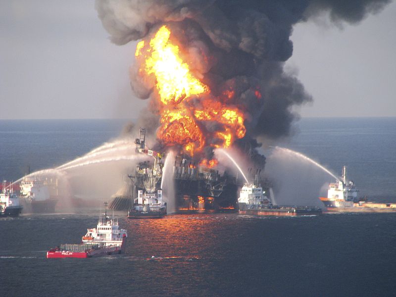 El pasado 20 de abril se produjo una explosión en una plataforma petrolera de la compañía BP/Transocean, en el Golfo de Méxicoa