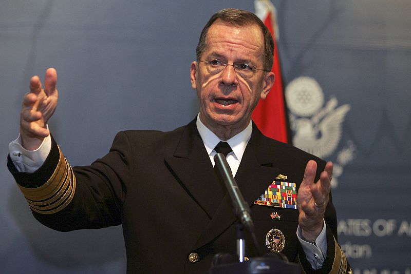 3. El Presidente del Estado Mayor Conjunto de los Estados Unidos, Mike Mullen, ha sido celébremente conocido en el último año por defender el derecho de los homosexuales a entrar en el ejército norteamericano.