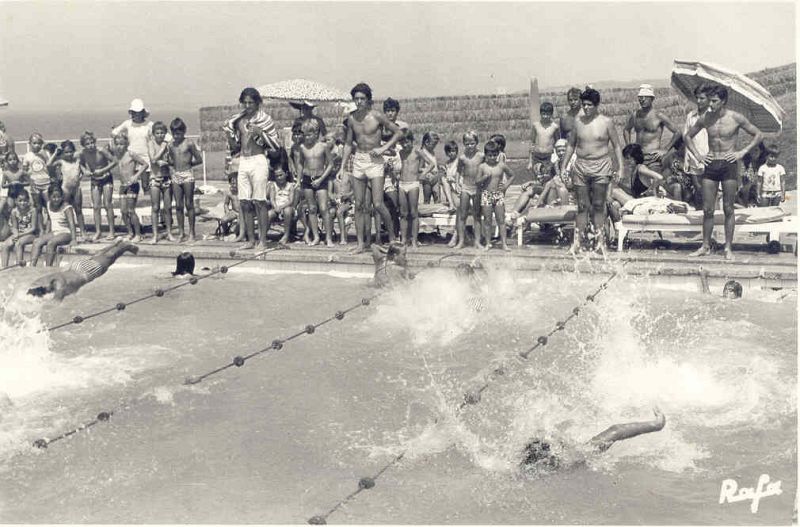 Volver con - Club el buzo  piscina, Puerto de Santa María