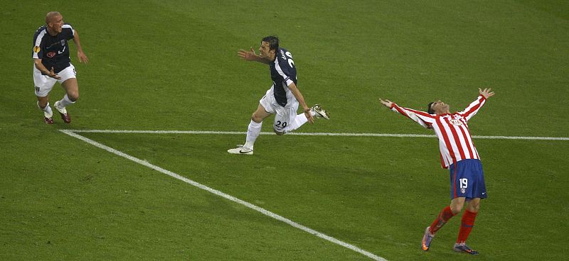 Reyes se lamenta del regalo colchonero.