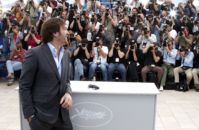 Javier Bardem Posando durante la rueda de prensa