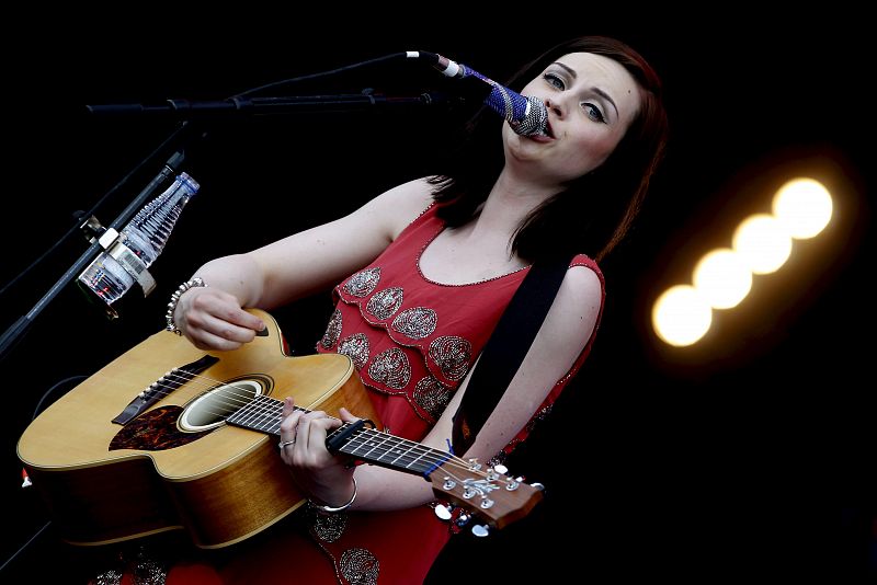 AMY MACDONALD