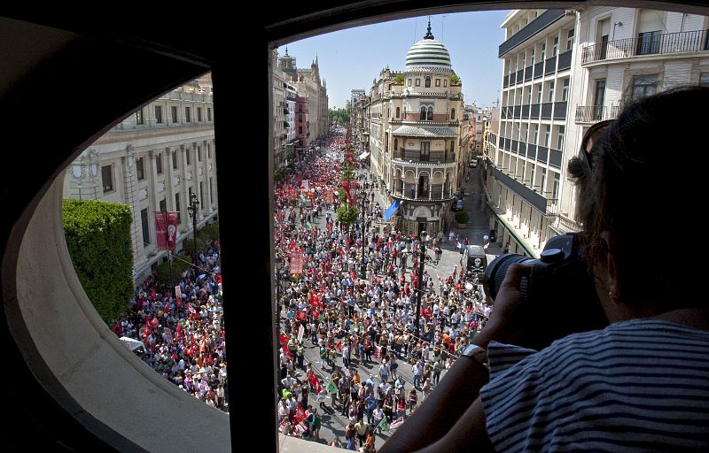 MANIFESTACIÓN DE FUNCIONARIOS EN SEVILLA