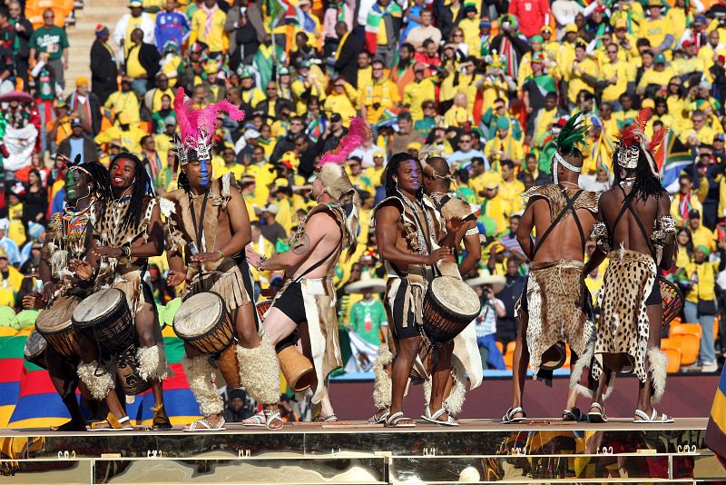 El folklore sudafricano ha estado presente en toda la ceremonia. Hasta once etnias distintas conviven en el país.