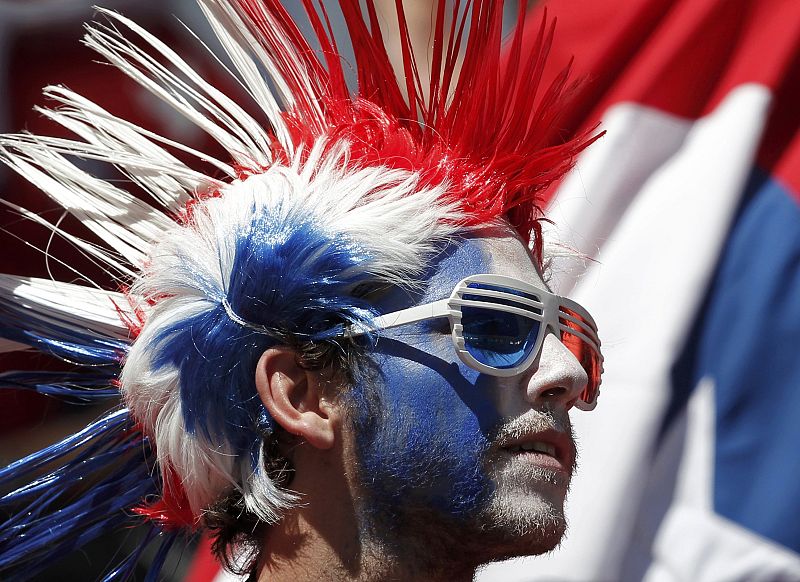 Aficionados chilenos se dejaron ver en el estadio Mbombela de Nelspruit.