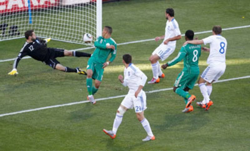 El nigeriano Kalu Uche adelantó a su selección con un gol que finalmente no ha servido para dar la victoria a su equipo.