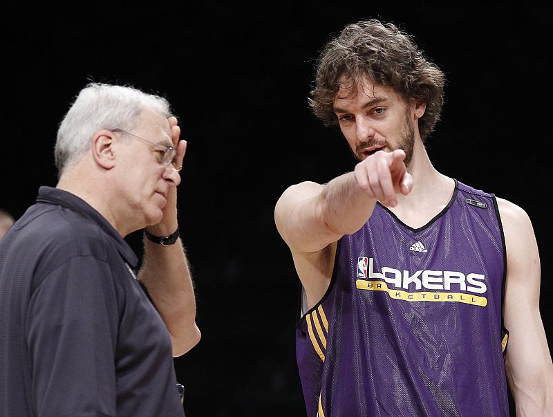 Los Angeles Lakers coach Phil Jackson directs Pau Gasol of Spain during practice for Game 7 of the 2010 NBA Finals basketball series against the Boston Celtics in Los Angeles