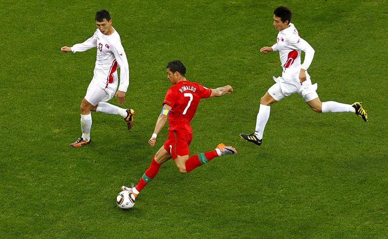Cristiano lo intentó desde todas las posiciones durante todo el partido