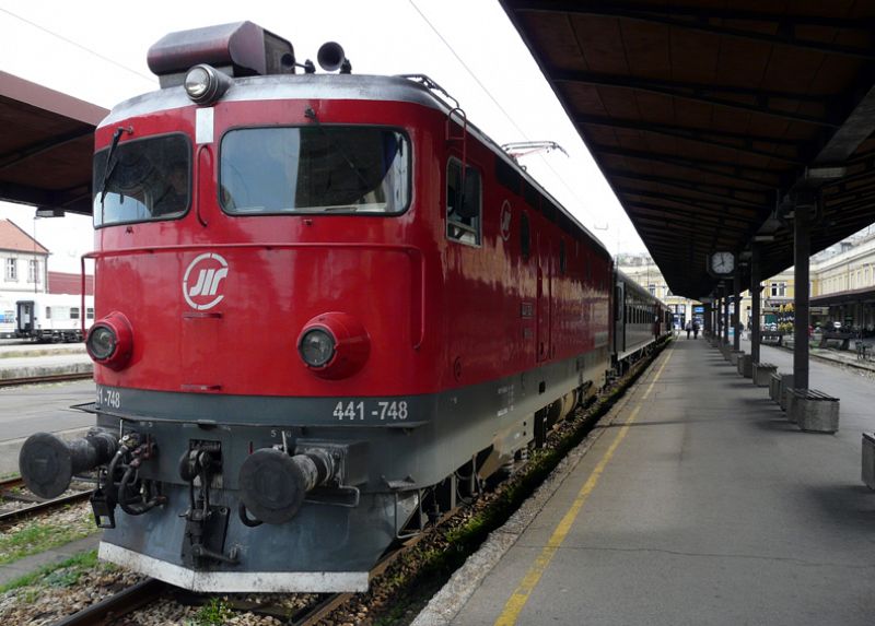 La locomotora del tren Bosnia Ekspres