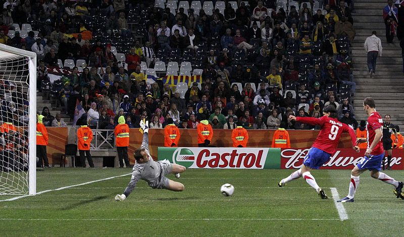 Pantelic marca el único tanto serbio ante Australia.