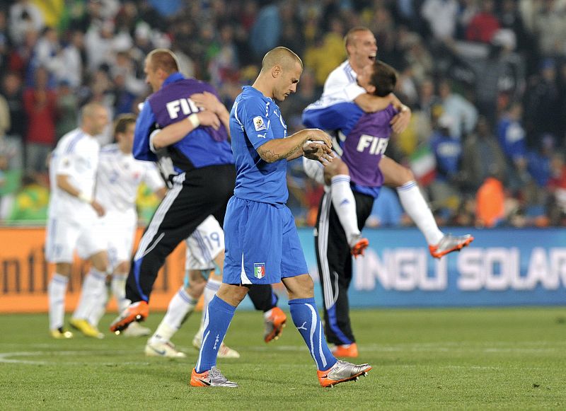 PARTIDO DE LA PRIMERA FASE DEL MUNDIAL DE SUDÁFRICA 2010 ENTRE ESLOVAQUIA E ITALIA