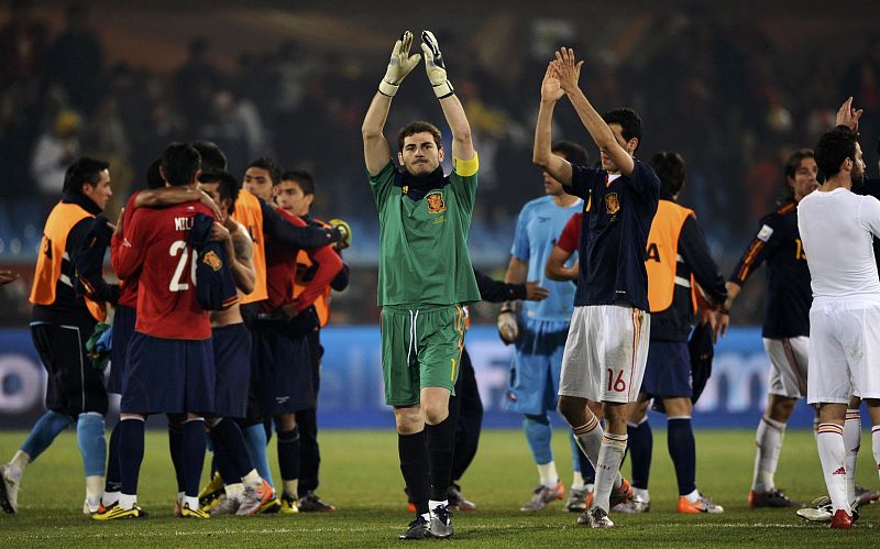 Spain's goalkeeper Casillas celebrates after the team's victory over Chile in a 2010 World Cup Group H match at Loftus Versfeld stadium in Pretoria