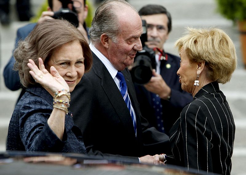 REYES PRESIDEN EN EL CONGRESO HOMENAJE A VÍCTIMAS TERRORISMO