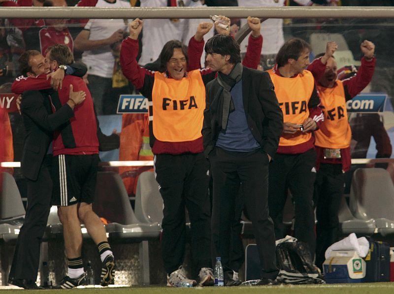 Reacción del entrenador alemán Joachim Loew después de derrotar a Inglaterra.