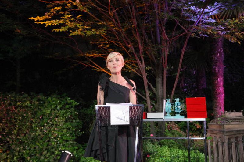  Cayetana Guillén Cuervo presentando la gala