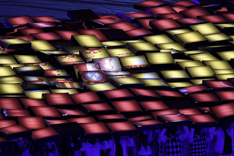 Performers form image of Spain's national flag during the closing ceremony of the 2010 World Cup in Johannesburg