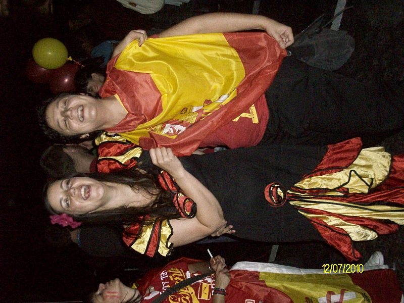 CELEBRANDO EN LA PRINCIPAL CALLE DE DUBLÍN