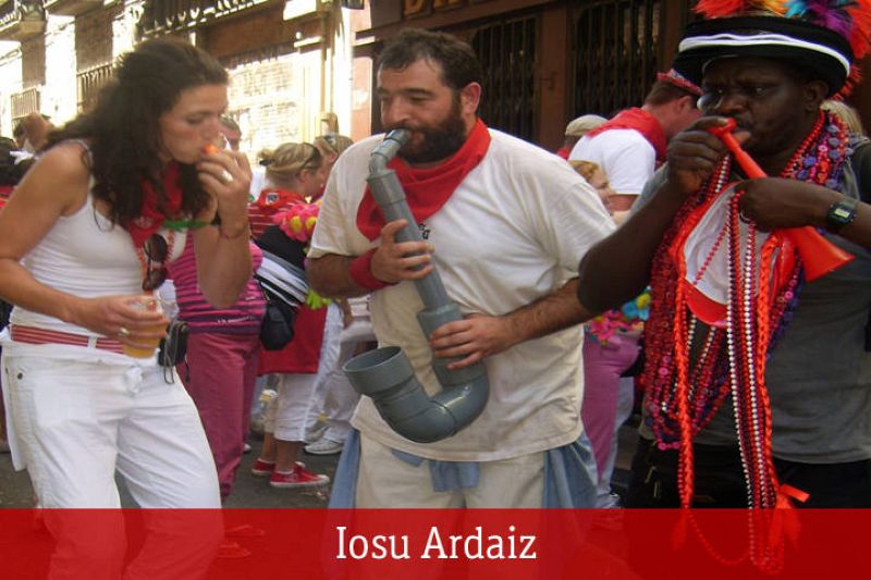  Felicidades por levantarnos todos los días para ver los encierros