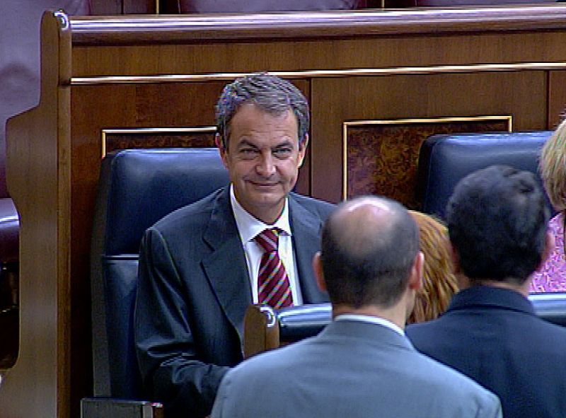 José Luis Rodríguez Zapatero esta mañana en su escaño del hemiciclo en la segunda jornada del Debate sobre el Estado de la Nación.