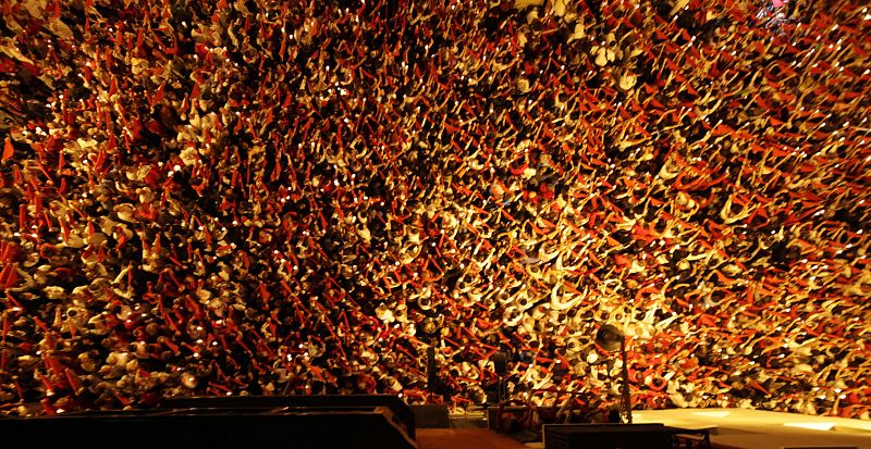 Multitud de personas asisten al final de San Fermín 2010