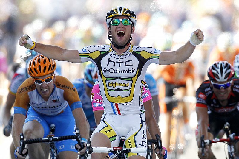 HTC-Columbia's Mark Cavendish of Britain celebrates as he crosses the finish line to win the eleventh stage of the Tour de France cycling race between Sisteron and Bourg-les-Valence