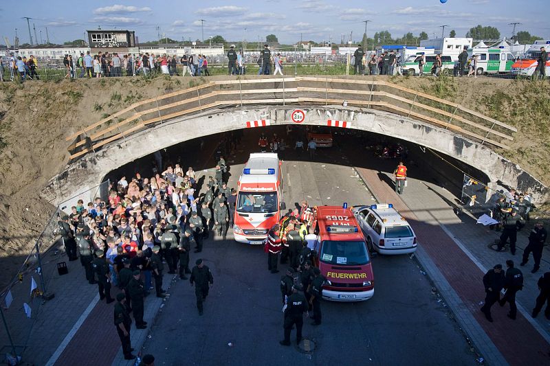 Al menos 15 muertos en el festival Loveparade