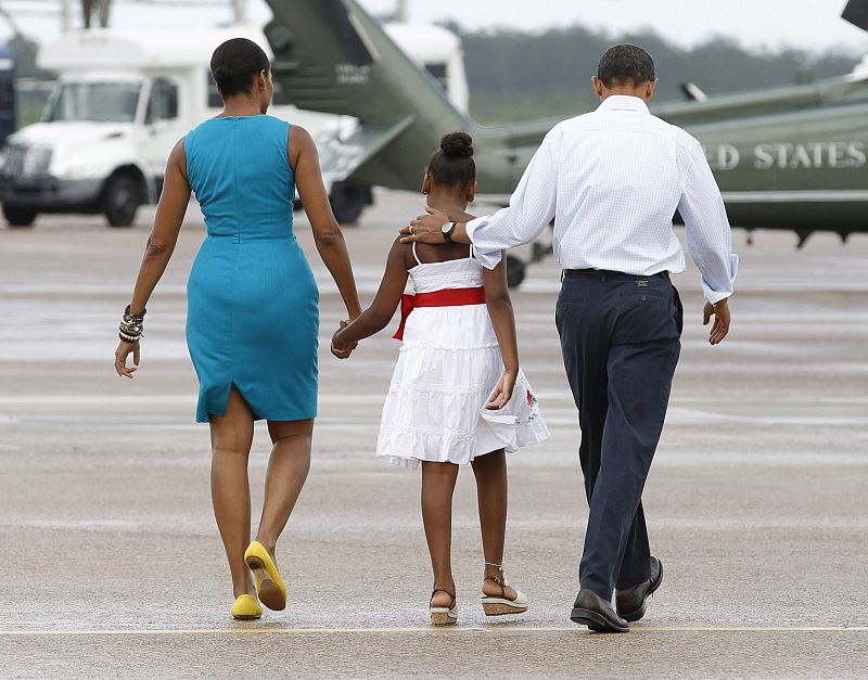 Obama visita Florida para evaluar el impacto del vertido en la zona