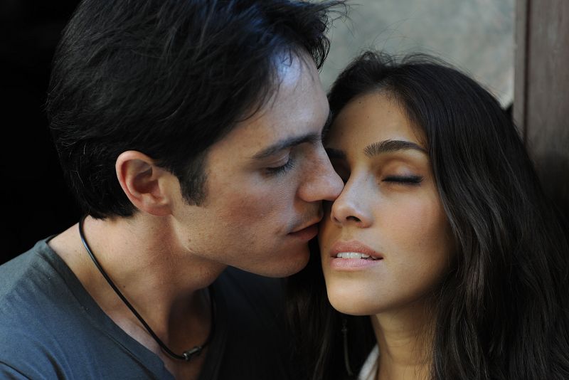 El Clon. Las mejores imágenes de Jade y Ferrer juntos