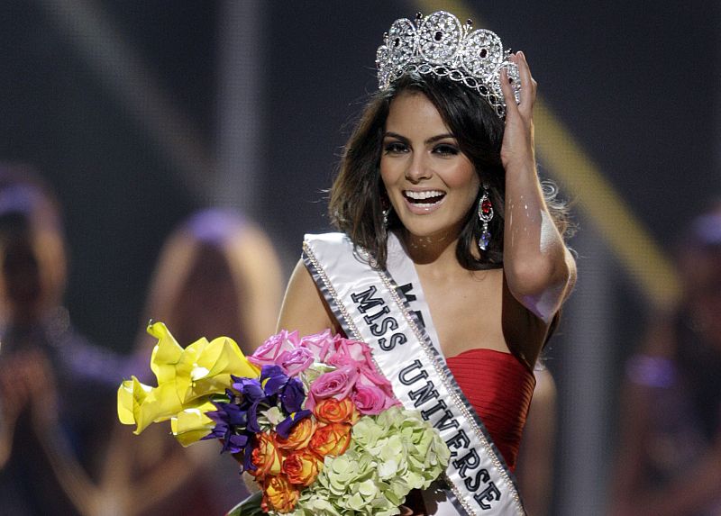 Miss México Jimena Navarrete tras recibir el premio de Miss Universo 2010